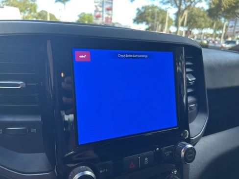 Used 2025 RAM 3500 Tradesman w/ Chrome Appearance Group image 9