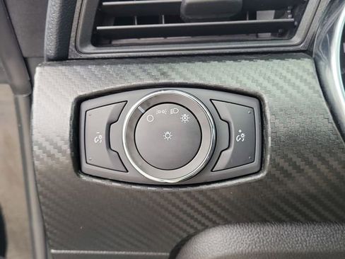 Used 2020 Ford Mustang Coupe RWD image 12