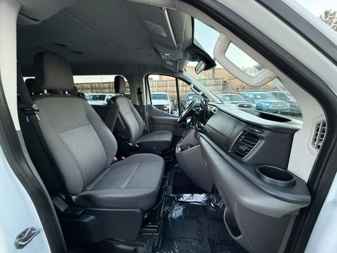 Used 2023 Ford Transit 350 XLT image 17