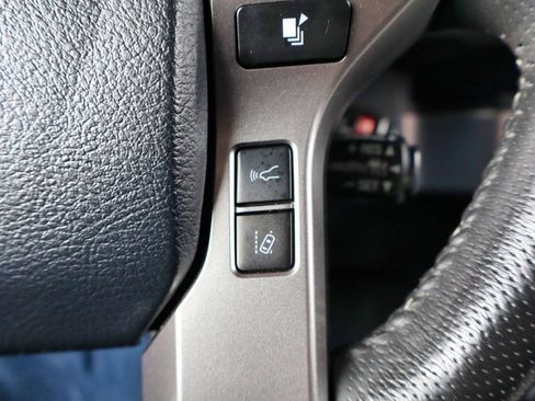 Used 2019 Toyota Tacoma SR5 AWD/4WD image 33