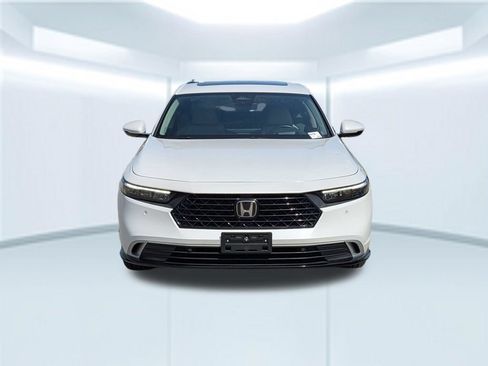 Used 2024 Honda Accord Touring image 10