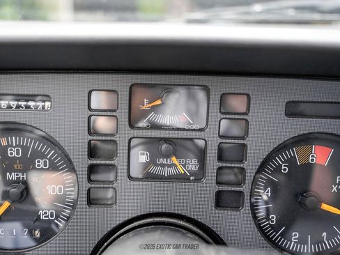 Used 1988 Pontiac Fiero GT RWD image 37