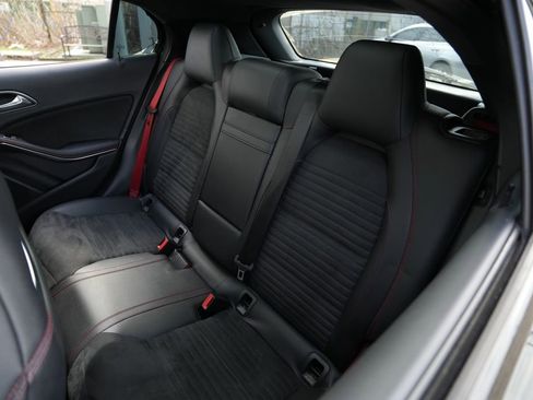 Used 2016 Mercedes-Benz GLA 45 AMG 4MATIC image 19