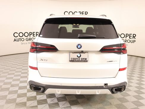 New 2026 BMW X5 xDrive50e w/ M Sport Package image 23