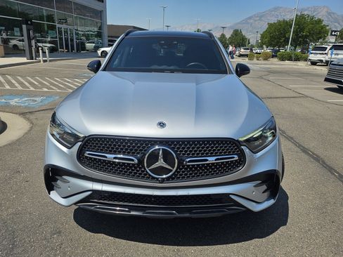 Used 2023 Mercedes-Benz GLC 300 4MATIC image 2