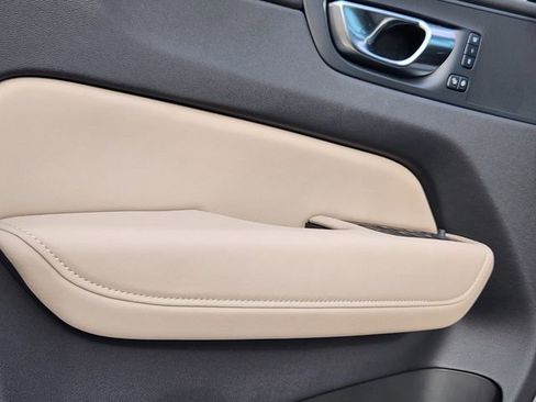 New 2026 Volvo XC60 B5 Plus w/ Protection Package Premier image 9
