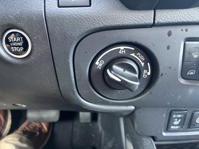 Used 2025 Nissan Frontier SV w/ SV Convenience Package AWD/4WD image 12