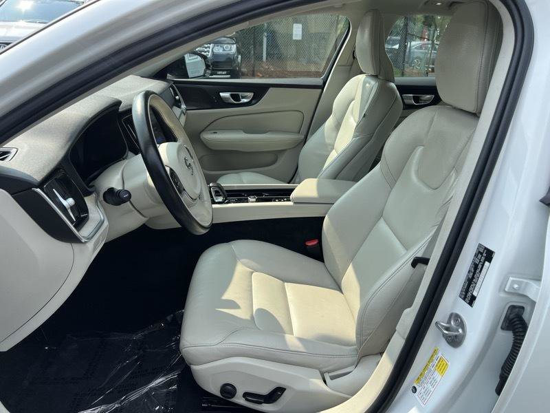 Used 2024 Volvo S60 B5 Plus FWD image 7