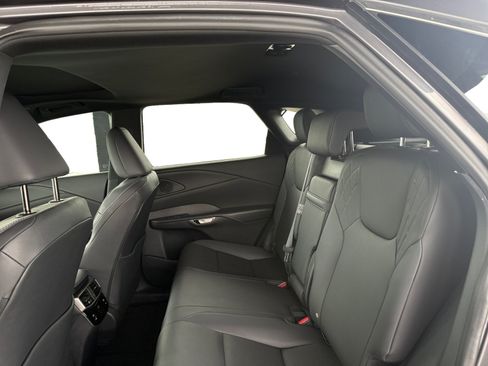 Used 2024 Lexus RX 350 Premium w/ Convenience Package FWD image 10