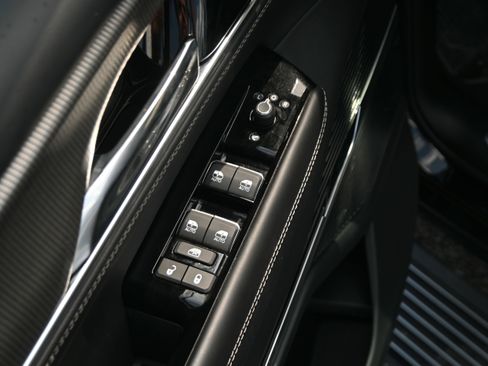 Used 2022 Jeep Grand Wagoneer Series II AWD/4WD image 14