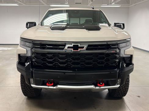 New 2026 Chevrolet Silverado 1500 ZR2 AWD/4WD image 5