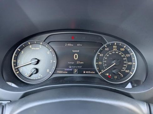 Certified 2025 INFINITI QX50 Luxe image 13