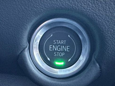 Used 2025 Chevrolet Tahoe LT image 17