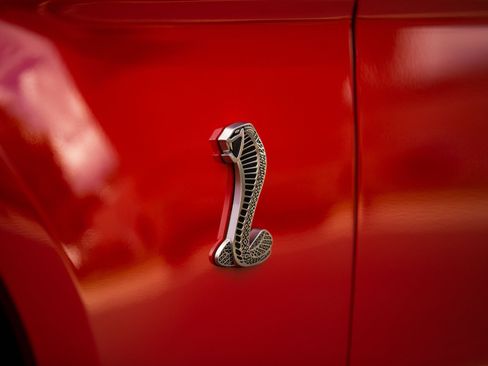 Used 2012 Ford Mustang Shelby GT500 RWD image 9
