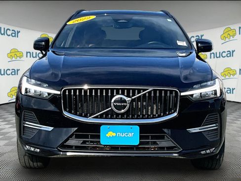 Used 2022 Volvo XC60 B5 Momentum AWD/4WD image 2