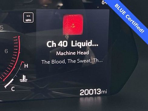 Used 2023 GMC Canyon Denali image 3