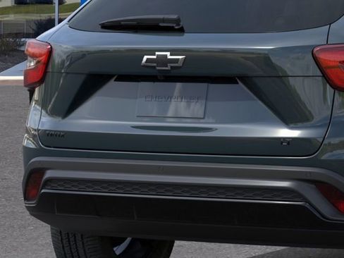New 2026 Chevrolet Trax LT FWD image 14