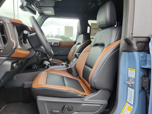 Used 2024 Ford Bronco Outer Banks w/ Sasquatch Package image 9