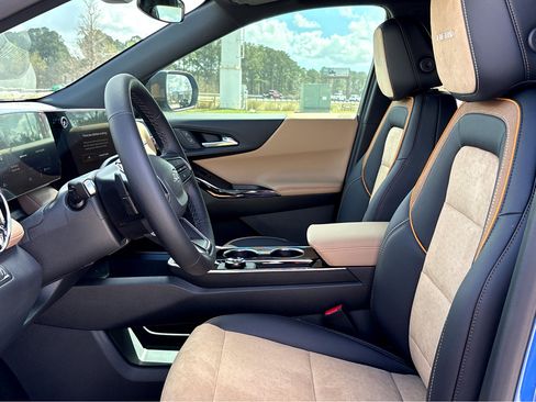 New 2026 Chevrolet Equinox ACTIV FWD image 15