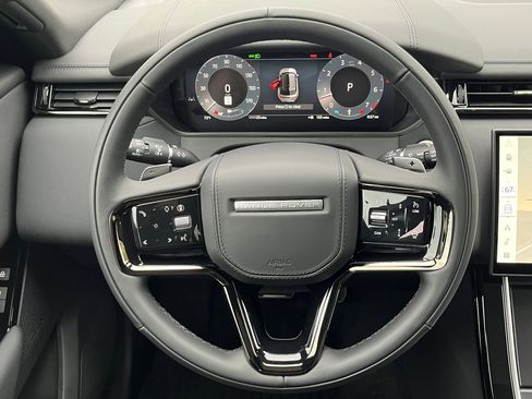 Used 2026 Land Rover Range Rover Velar Dynamic SE AWD/4WD image 15