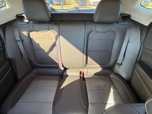 Used 2025 Chevrolet Trax LT image 43