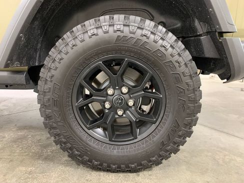Used 2026 Jeep Wrangler Unlimited Sport AWD/4WD image 5
