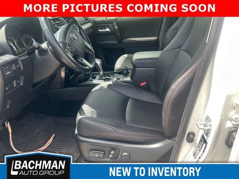 Used 2023 Toyota 4Runner TRD Off-Road Premium w/ Off Road Premium Plus Package AWD/4WD image 5