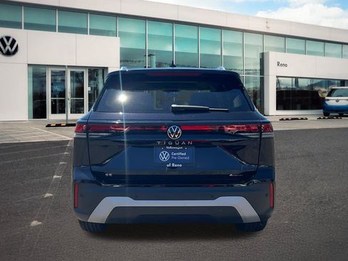 Certified 2026 Volkswagen Tiguan SE w/ Panoramic Sunroof Package AWD/4WD image 6
