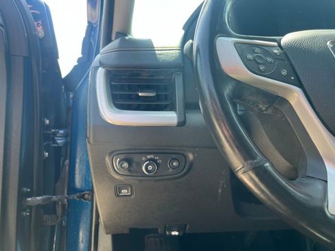 Used 2020 GMC Terrain SLT w/ Preferred Package FWD image 24