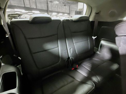 Used 2015 Kia Sorento SX image 27