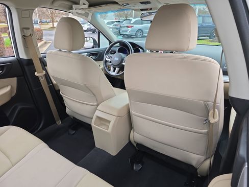 Used 2015 Subaru Legacy 2.5i Premium image 11