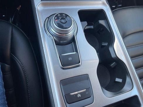 Used 2024 Ford Edge SEL image 15