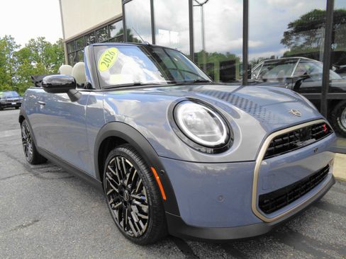Used 2026 MINI Cooper S FWD image 3