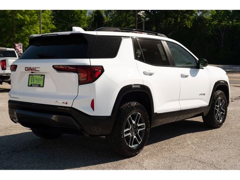 New 2026 GMC Terrain AT4 AWD/4WD image 8