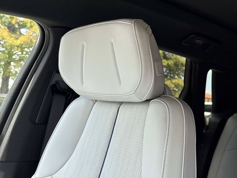 Certified 2025 Cadillac Lyriq Luxury RWD image 24
