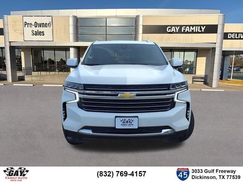 Used 2022 Chevrolet Suburban LT RWD image 18
