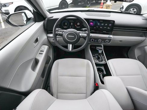 Used 2024 Hyundai Kona SE AWD/4WD image 50