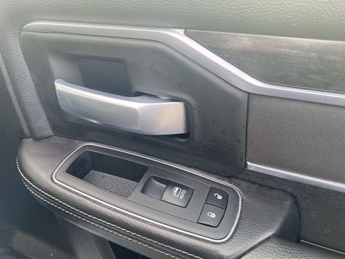 Used 2024 RAM 2500 Big Horn image 10