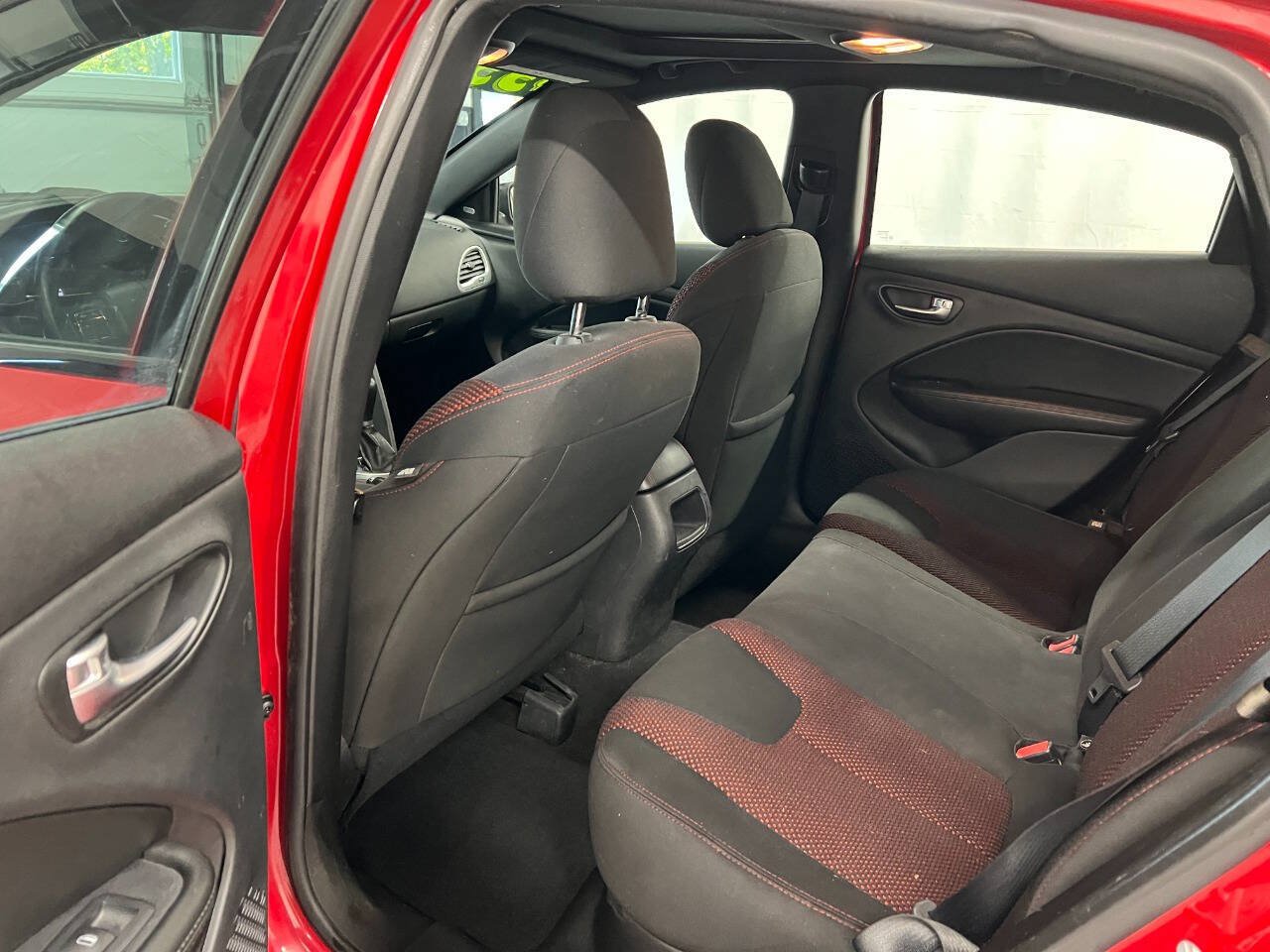 Used 2016 Dodge Dart SXT w/ Sun/Sound Group FWD image 9