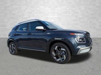 New 2025 Hyundai Venue Limited video 1