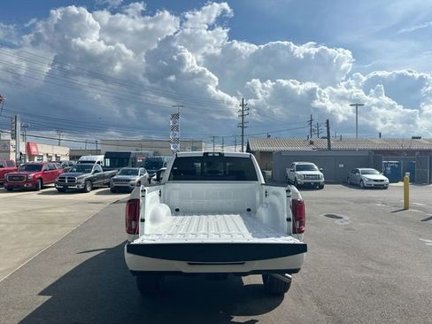 New 2026 RAM 2500 Laramie w/ Night Edition AWD/4WD image 28