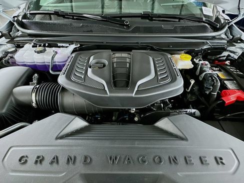 New 2026 Jeep Grand Wagoneer L Limited AWD/4WD image 18