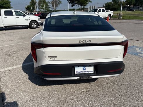 Used 2025 Kia K4 FWD image 22