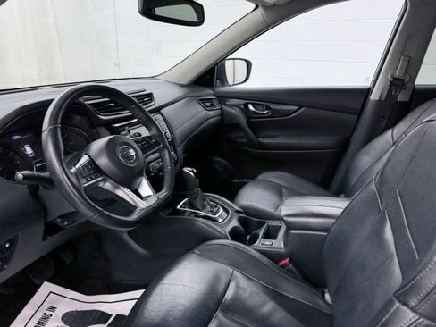 Used 2020 Nissan Rogue SL FWD image 18