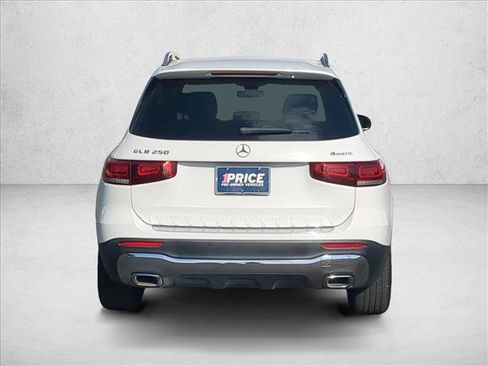 Used 2023 Mercedes-Benz GLB 250 4MATIC image 7
