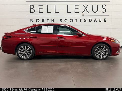 Used 2021 Lexus ES 300h w/ Premium Package FWD image 3