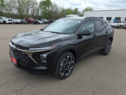 New 2026 Chevrolet Trax RS w/ Driver Confidence Package image 4