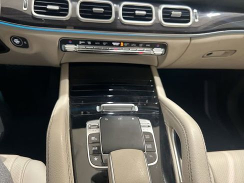 Used 2020 Mercedes-Benz GLS 450 4MATIC image 17