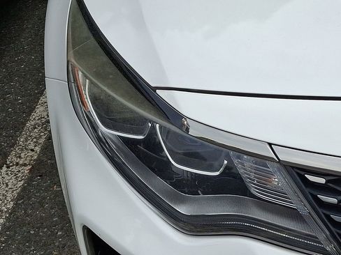 Used 2017 Kia Optima SX w/ Launch Edition Package FWD image 4