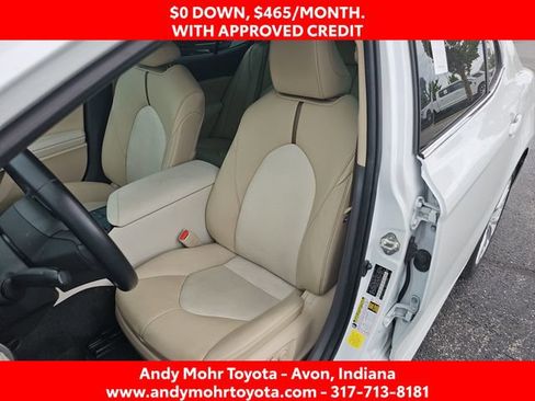 Used 2020 Toyota Camry XLE FWD image 10